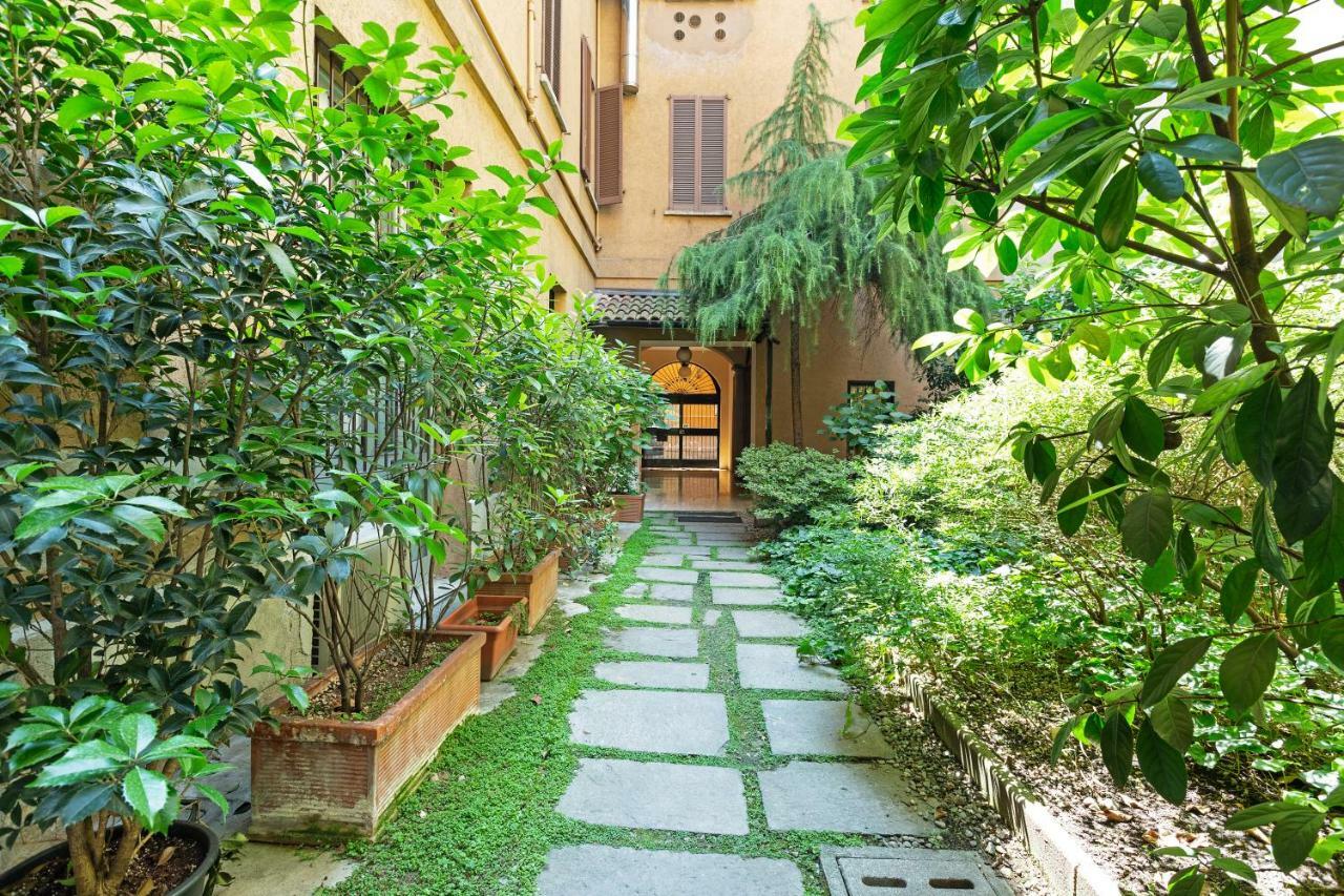 Renovated Penthouse Duomo & Via Torino Apartment Milano Exterior foto