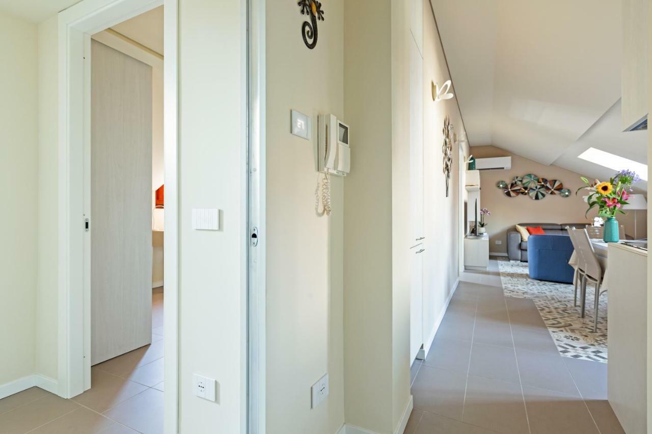 Renovated Penthouse Duomo & Via Torino Apartment Milano Exterior foto